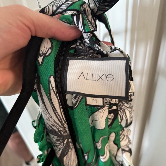 Alexis Erika Dress in Emerald Floral Size Medium - Picture 6 of 7